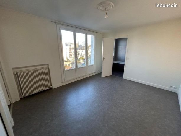 Appartement à louer, 27m², Tours