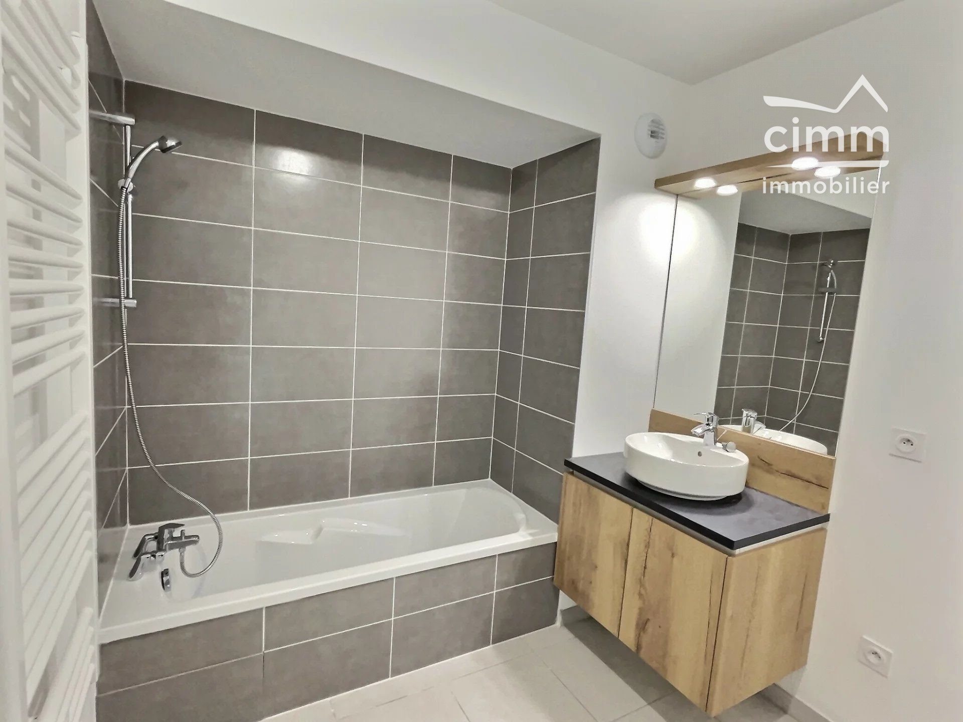 Appartement à louer, 41m², Grenoble