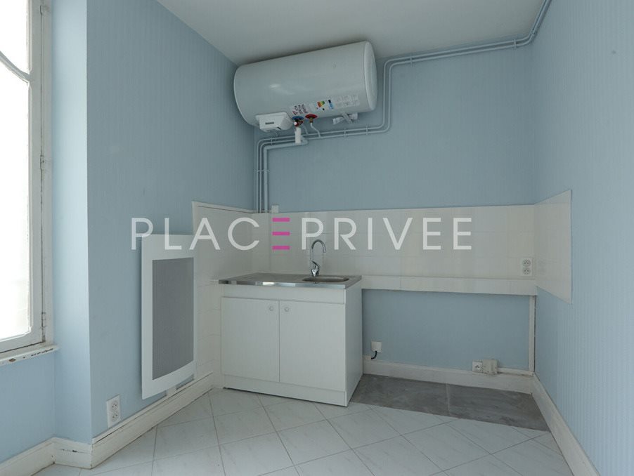 Appartement à louer, 40m², Saint-Max