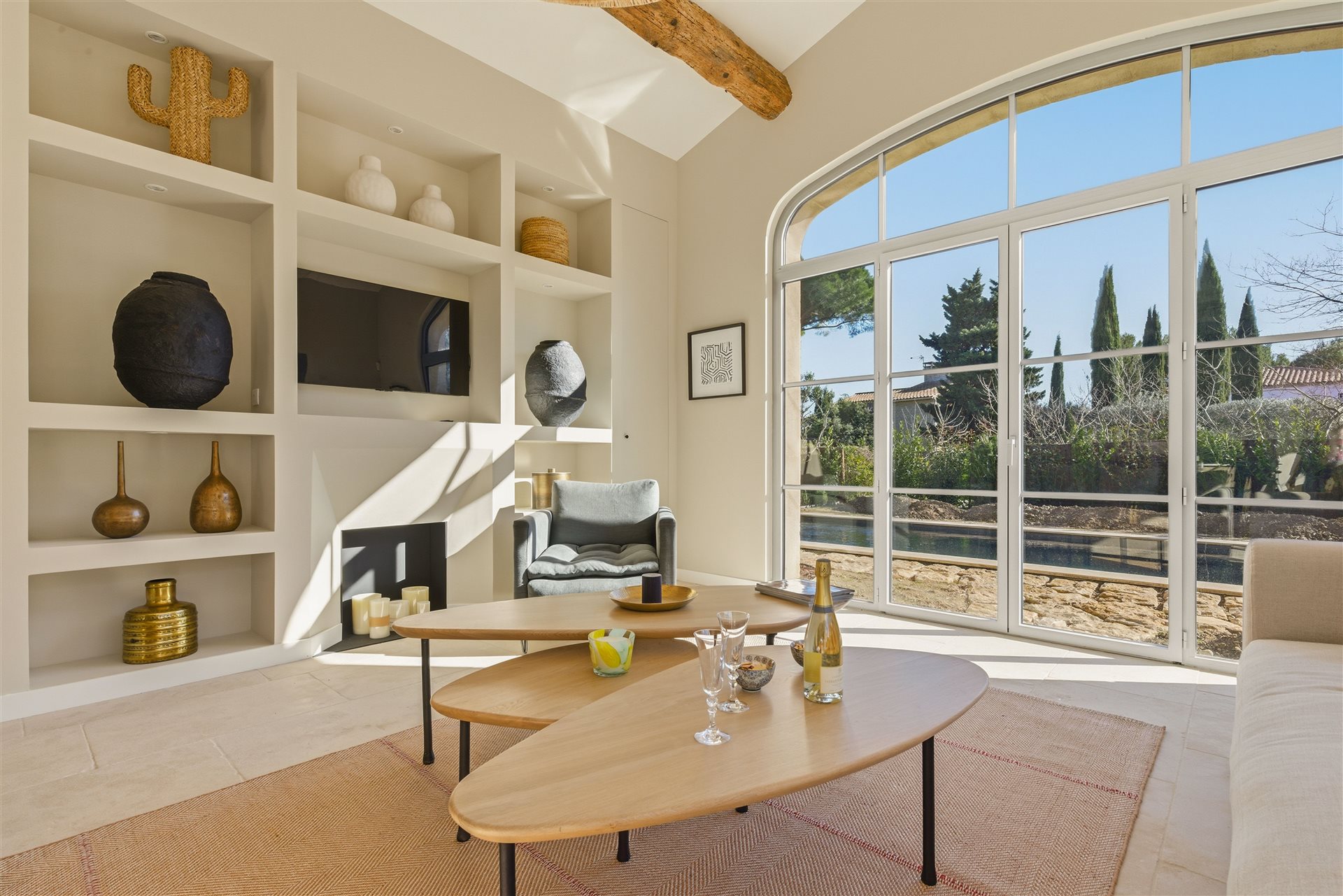 Maison à louer, 208m², Saint-Rémy-de-Provence