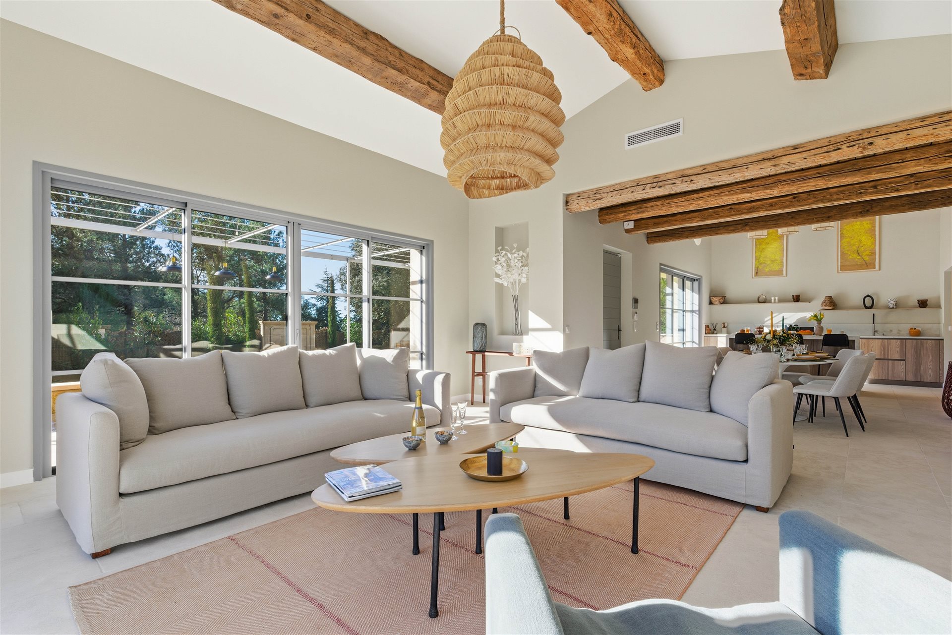 Maison à louer, 208m², Saint-Rémy-de-Provence