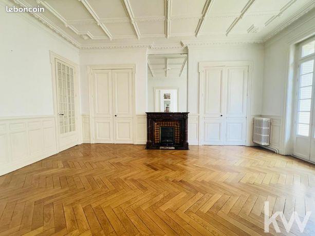 Appartement à vendre, 230m², Saint-Etienne