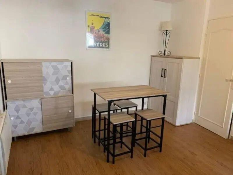 Appartement à louer, 43m², Hyères