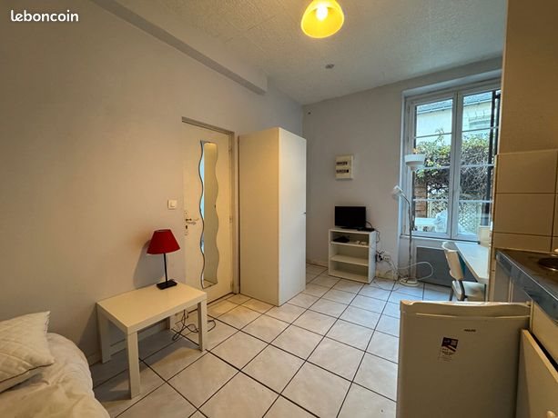 Appartement à louer, 18m², Tours