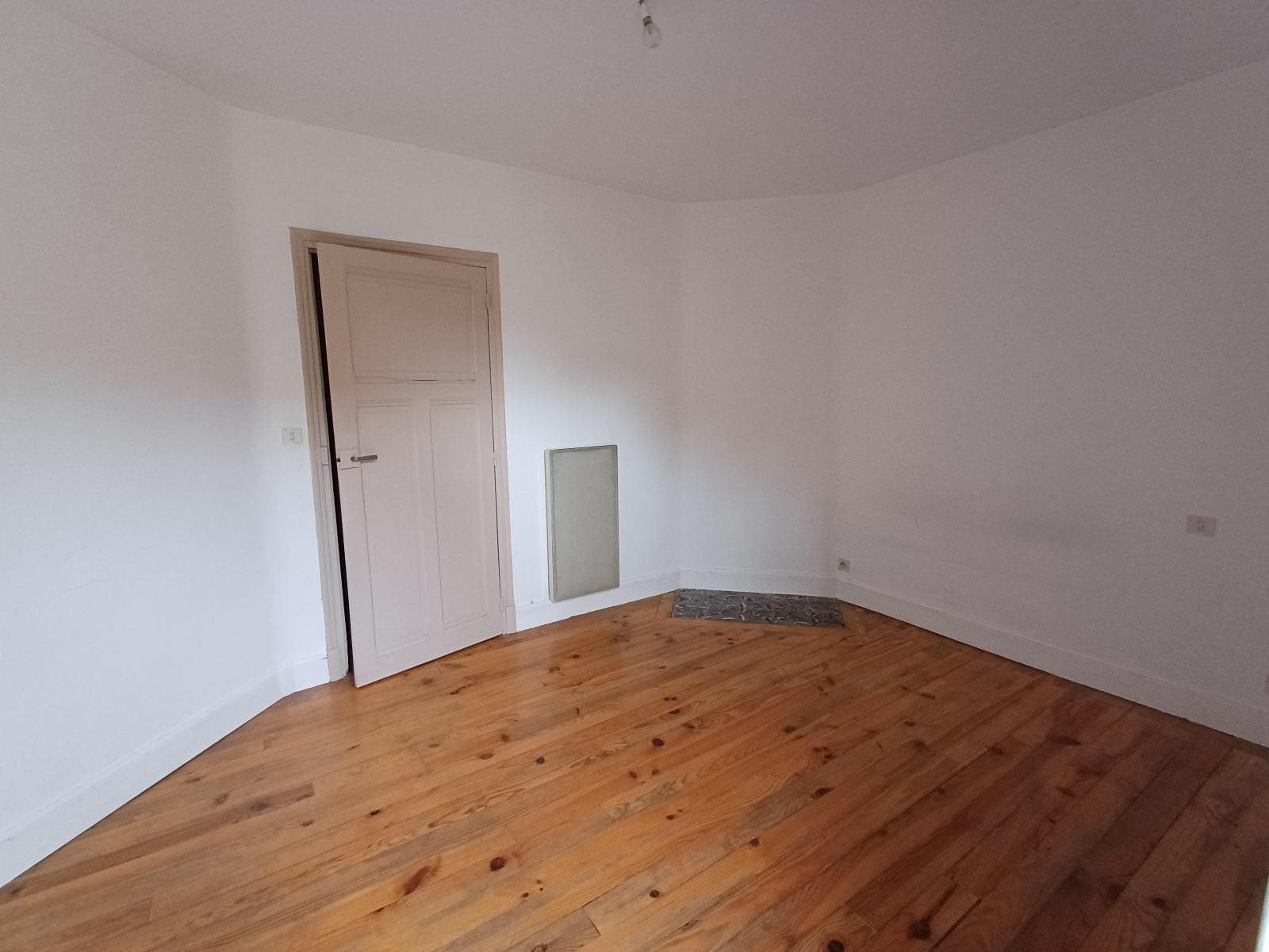 Appartement à louer, 80m², Millau