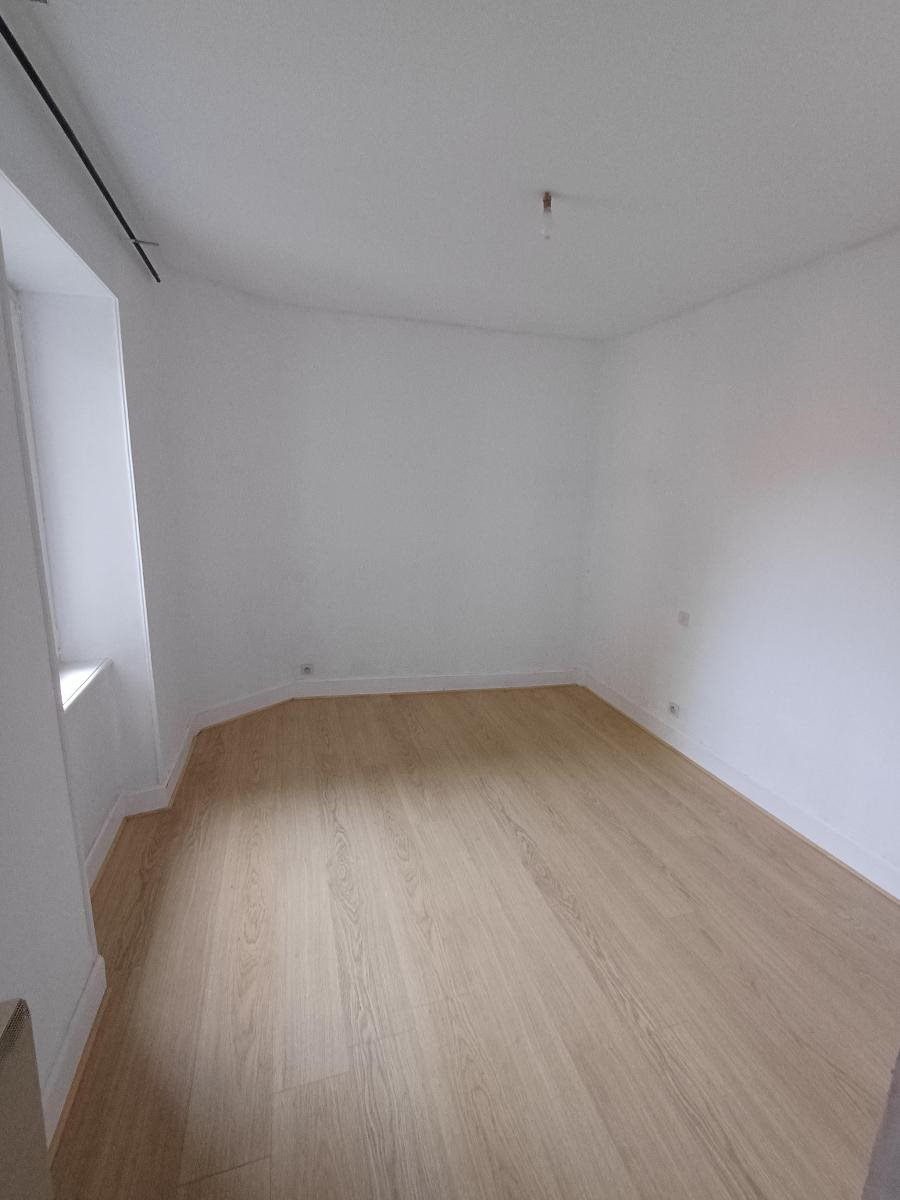 Appartement à louer, 80m², Millau