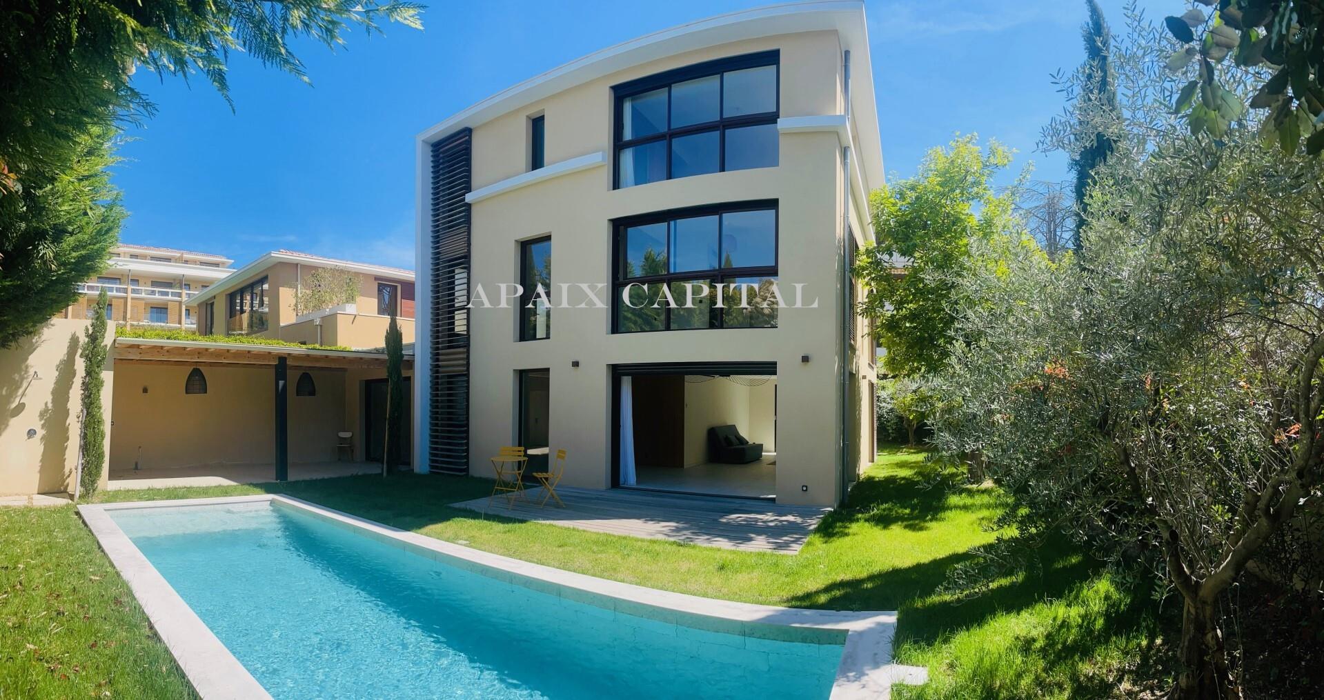 Maison à louer, 230m², Aix-en-Provence