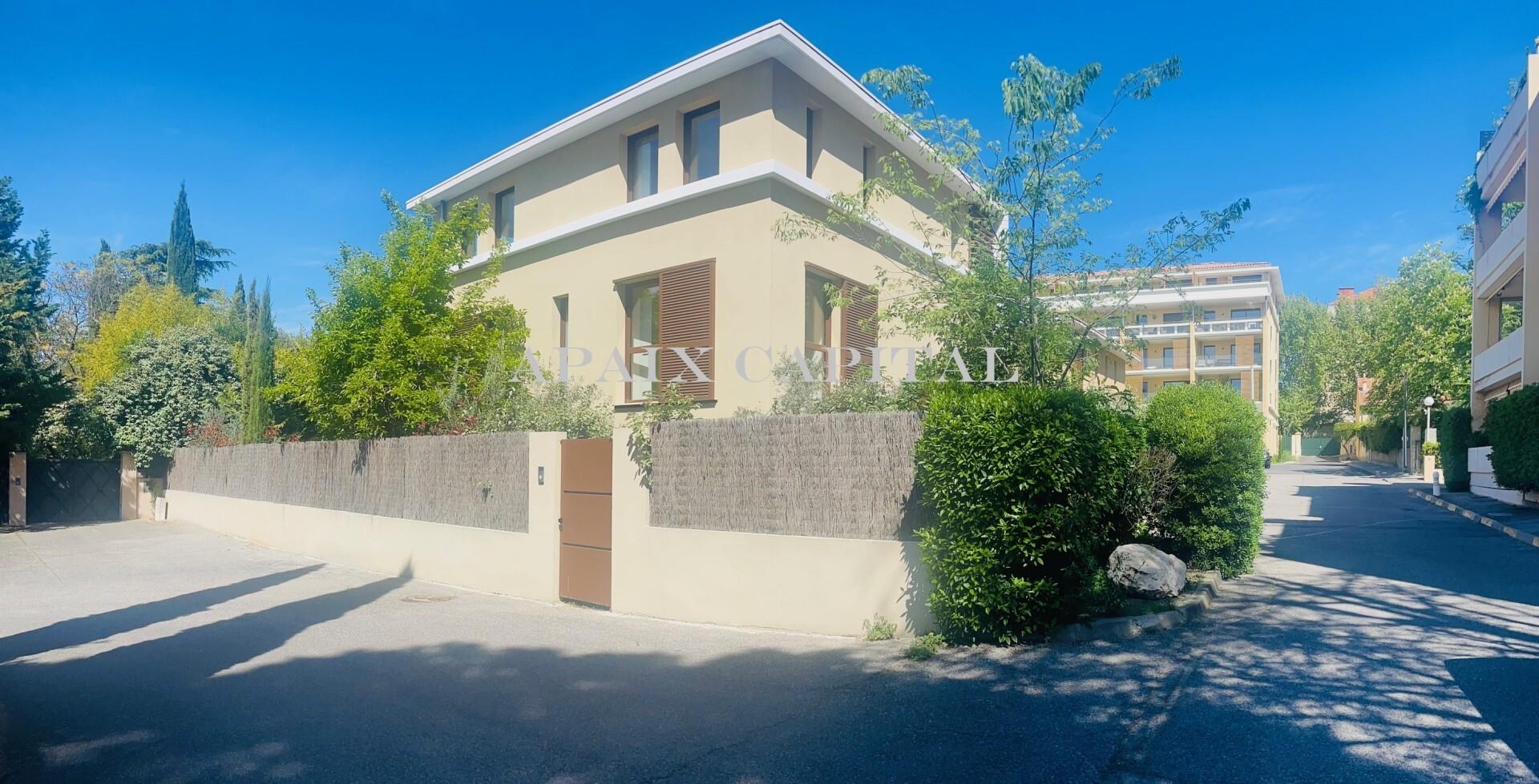 Maison à louer, 230m², Aix-en-Provence