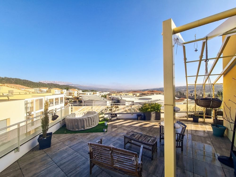 Appartement à louer, 85m², Meyreuil