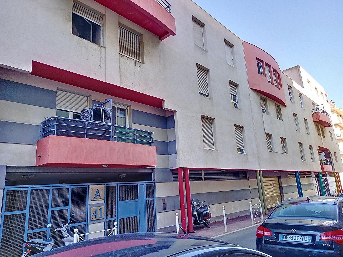 Appartement à vendre, 21m², Toulon