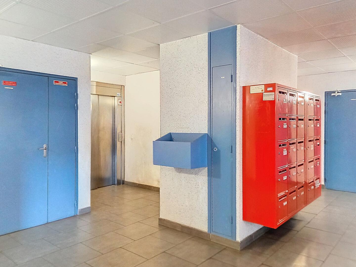 Appartement à vendre, 21m², Toulon