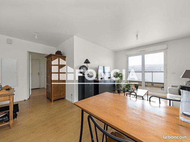 Appartement à louer, 53m², Canteleu