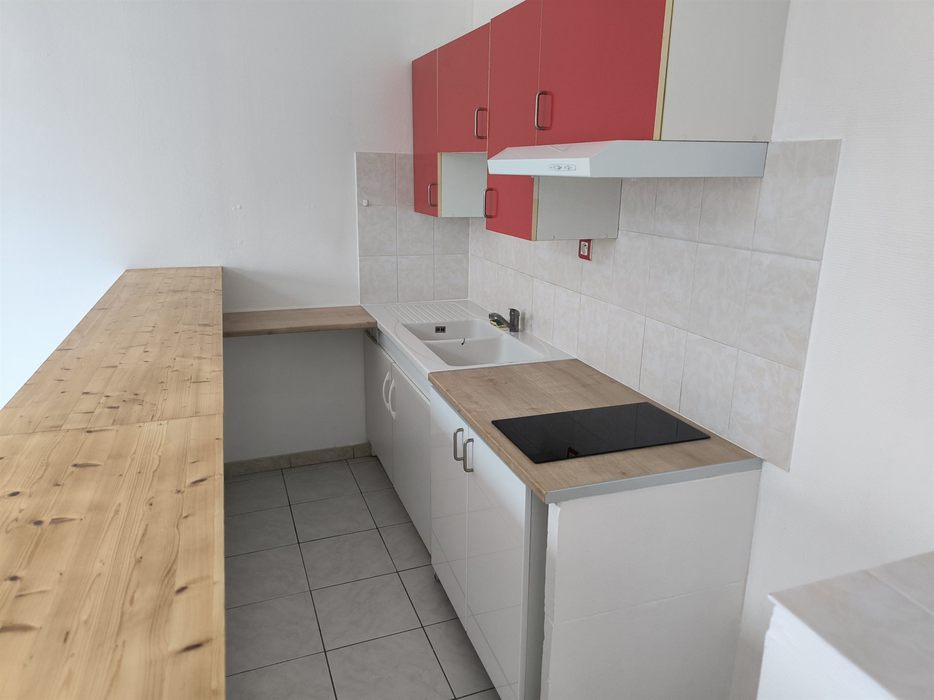 Appartement à louer, 30m², Laroche-Saint-Cydroine