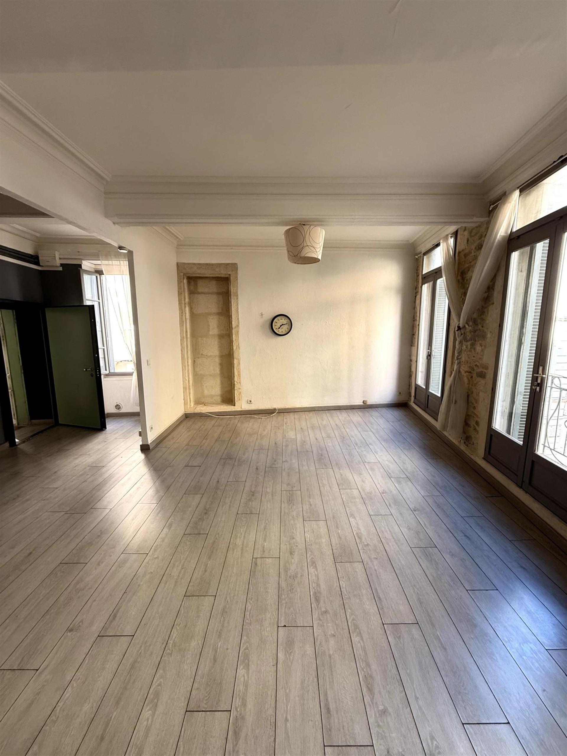 Appartement à vendre, 60m², Nîmes