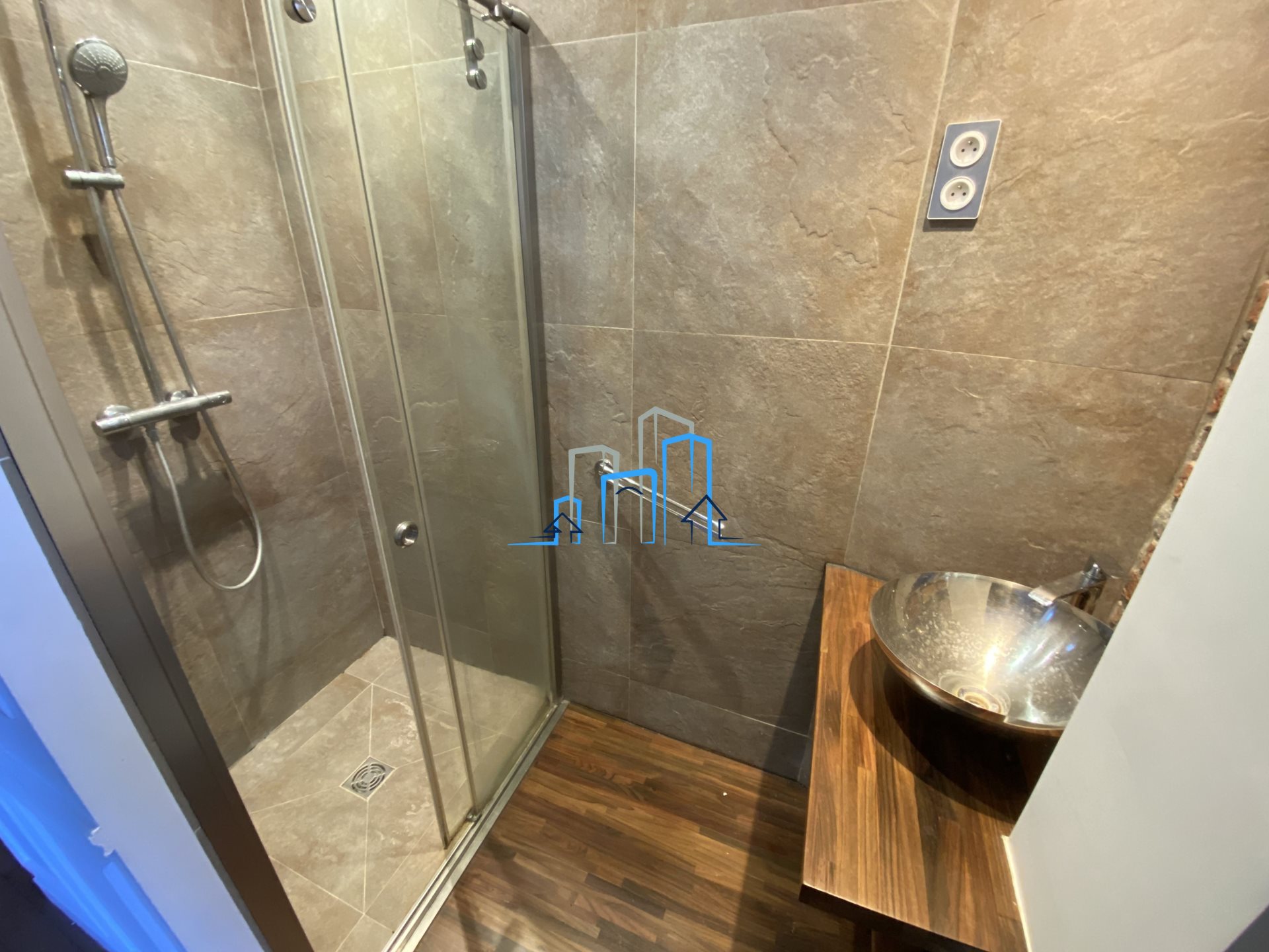 Appartement à louer, 44m², Paris 18ème