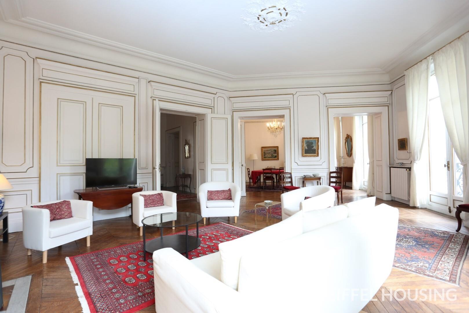 Appartement à louer, 184m², Paris 8ème