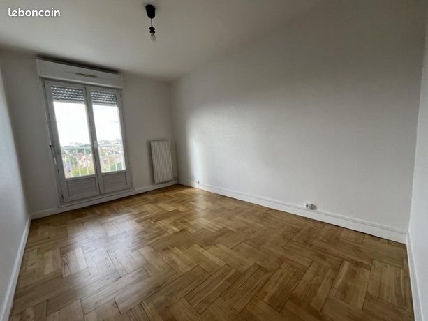 Appartement à louer, 92m², Orléans