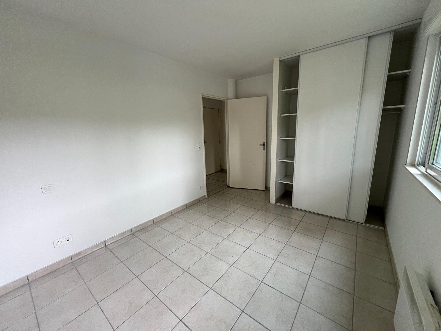 Appartement à louer, 83m², Gan