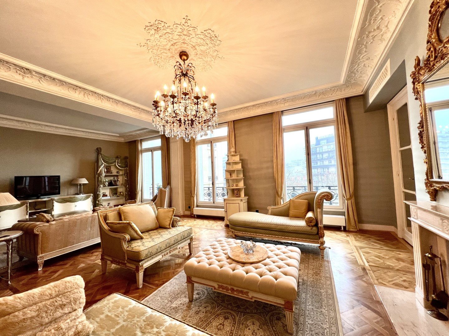 Appartement à louer, 309m², Paris 16ème