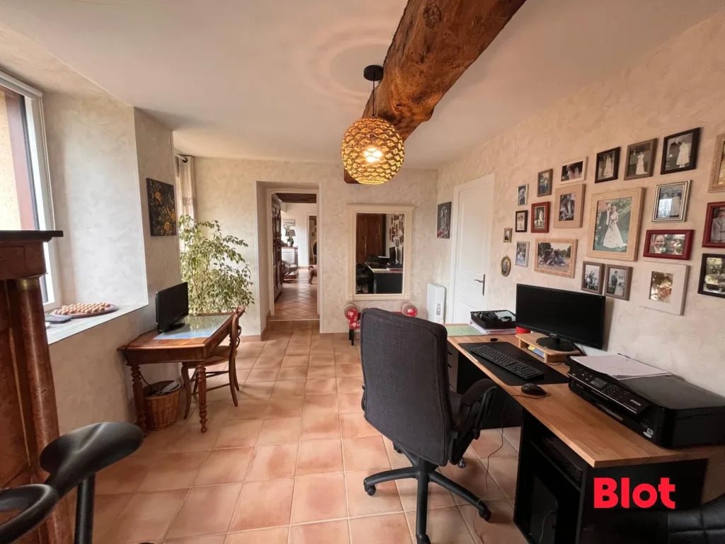 Maison à vendre, 166m², Noyal-Châtillon-sur-Seiche