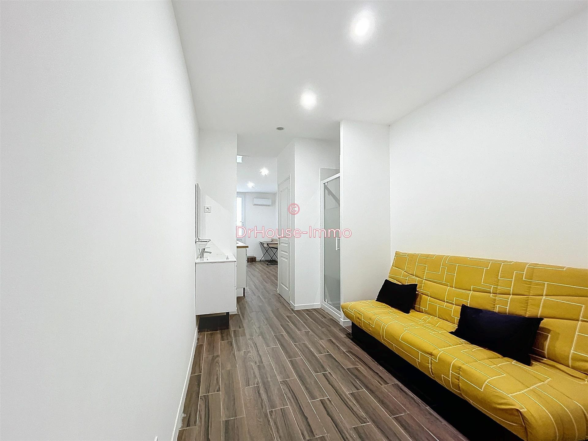 Appartement à louer, 25m², Marseille 5ème