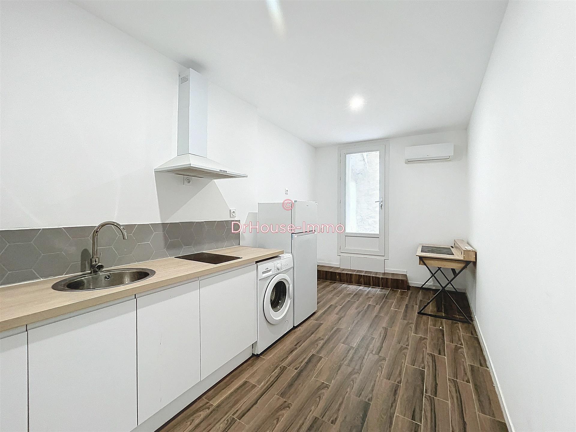 Appartement à louer, 25m², Marseille 5ème