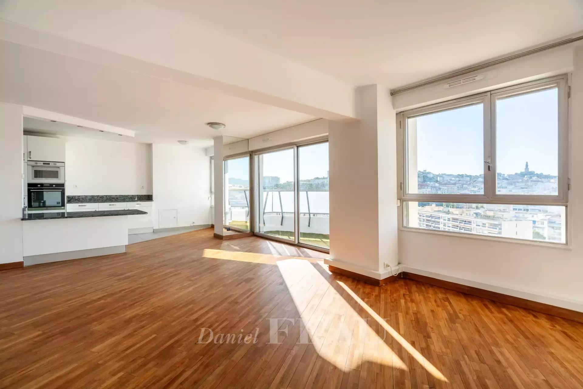 Appartement à vendre, 92m², Marseille 8ème