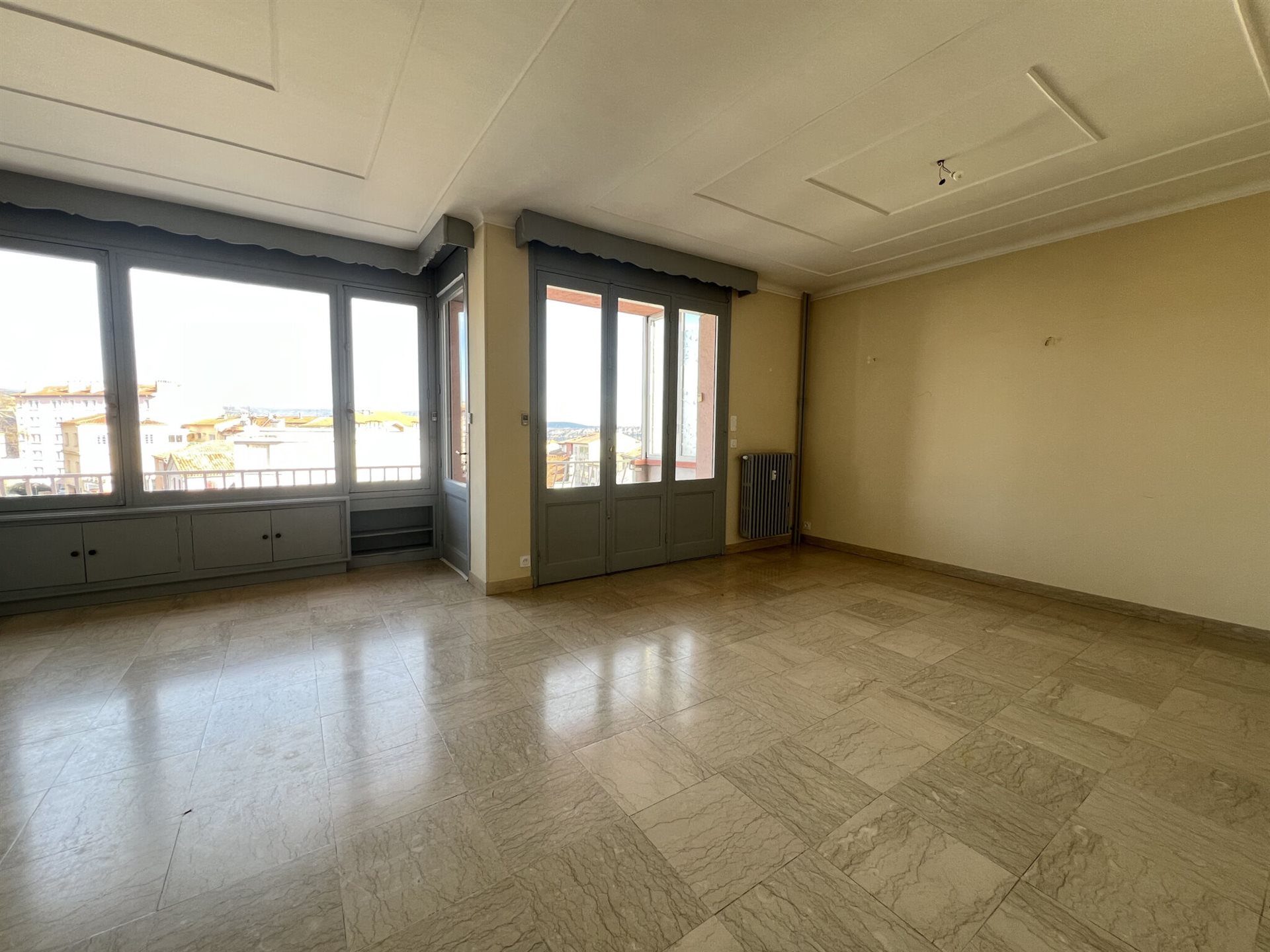 Appartement à louer, 89m², Aubenas