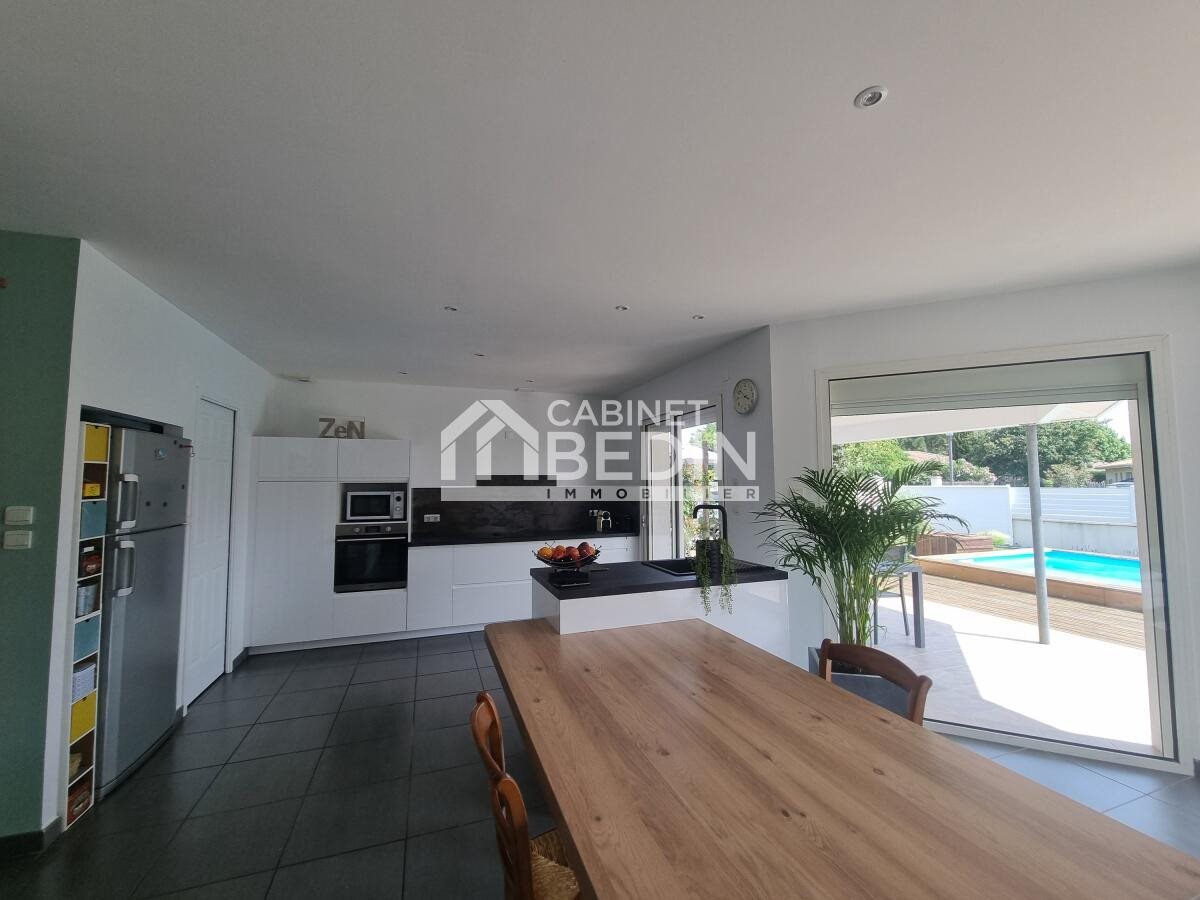 Maison à vendre, 170m², Arès