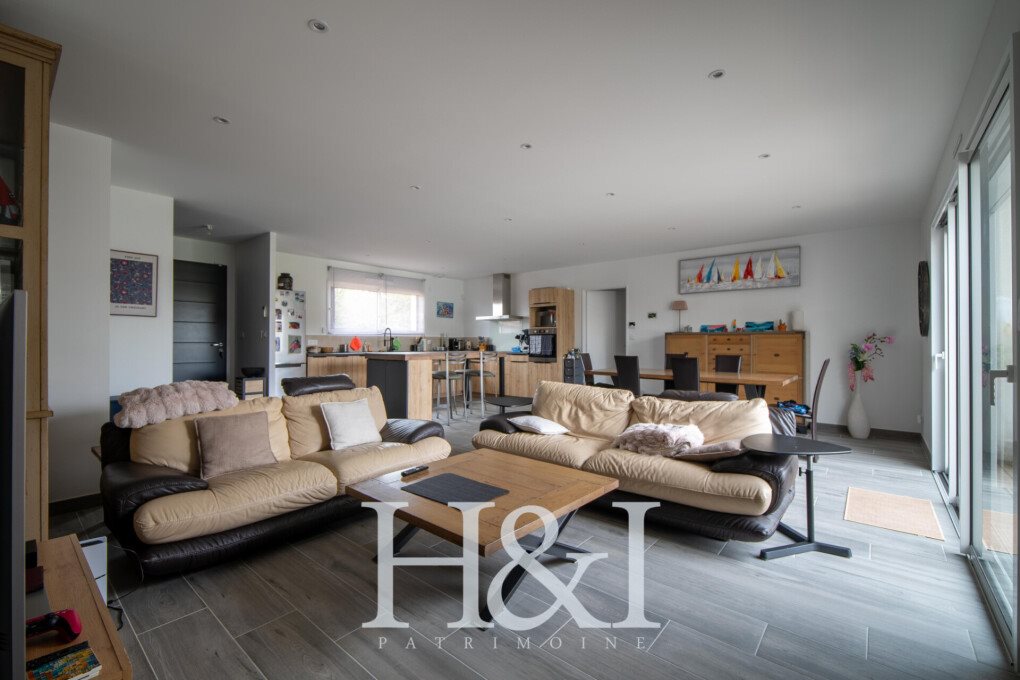 Maison à louer, 136m², Neuville-de-Poitou