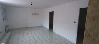 Appartement à louer, 60m², Villemolaque