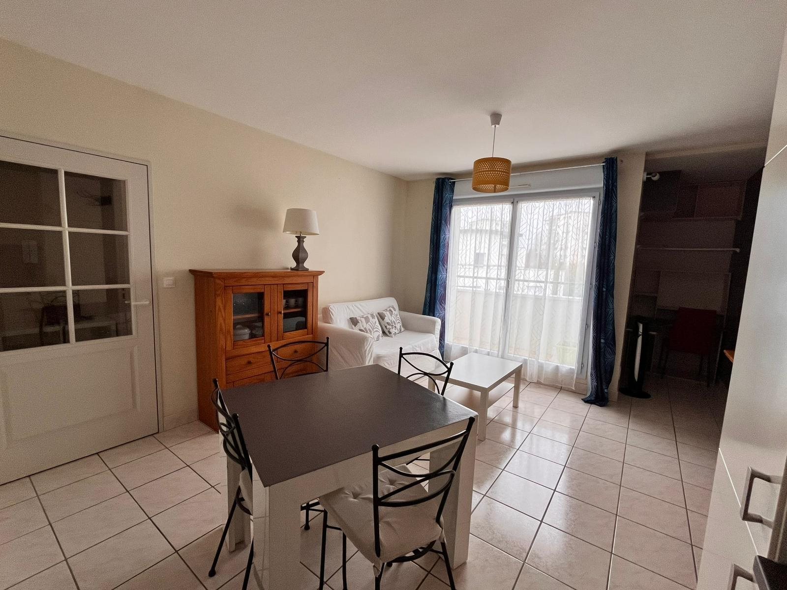 Appartement à louer, 35m², Saint-Cyr-sur-Loire