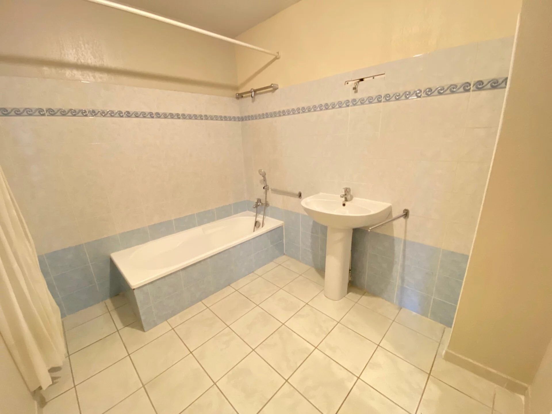 Appartement à louer, 67m², La Londe-les-Maures