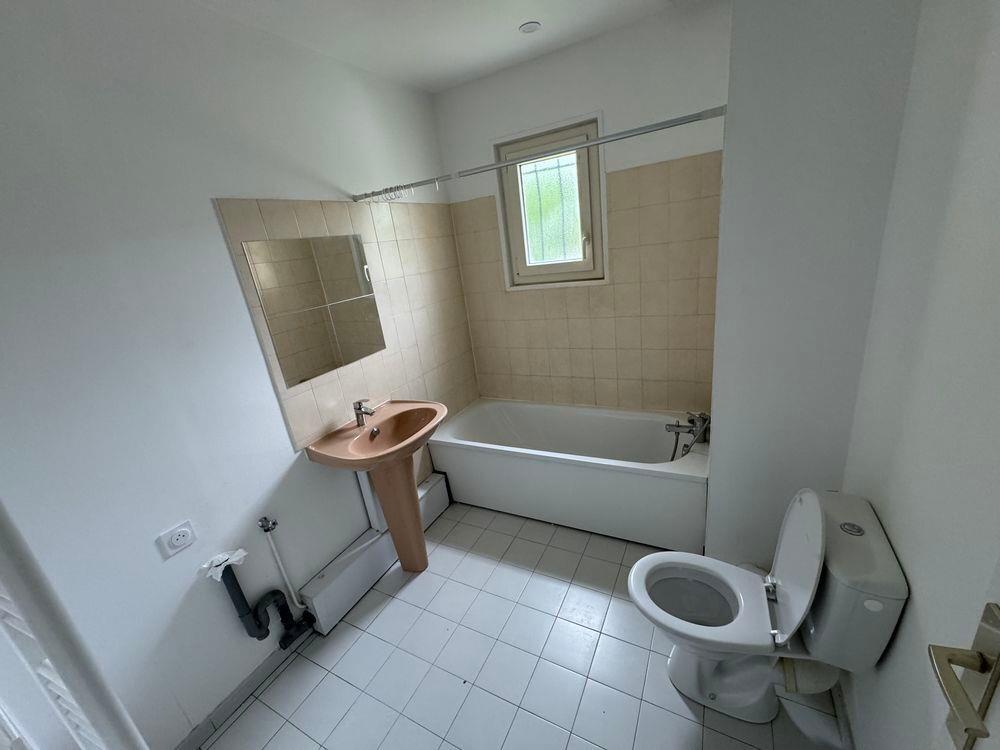 Maison à louer, 29m², Saint-Julien-les-Villas