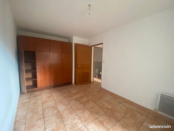 Appartement à louer, 49m², Carcès