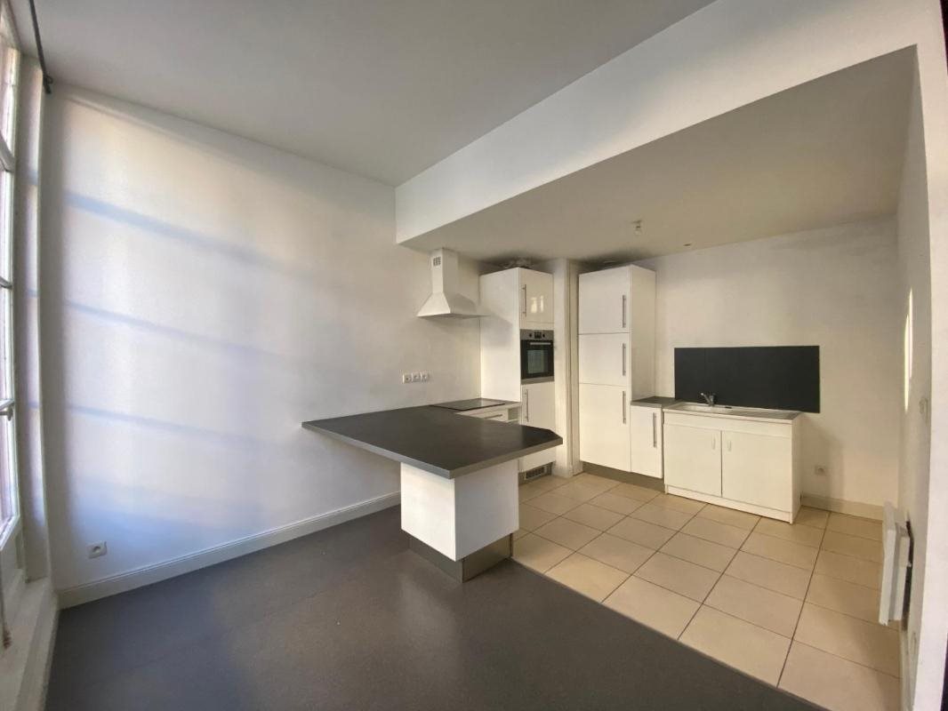 Maison à louer, 97m², Tours