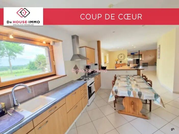 Maison à vendre, 258m², Parcé