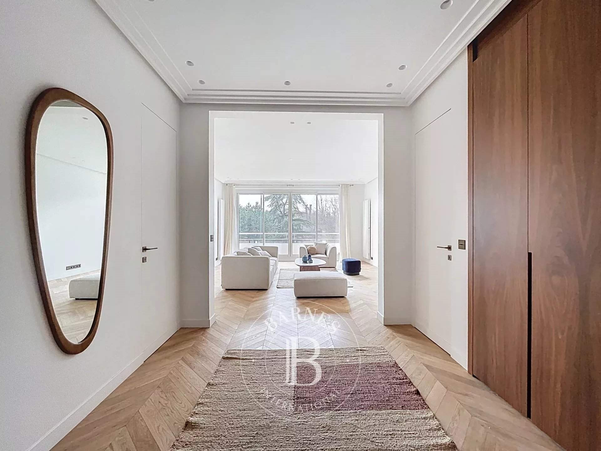 Appartement à louer, 163m², Paris 16ème