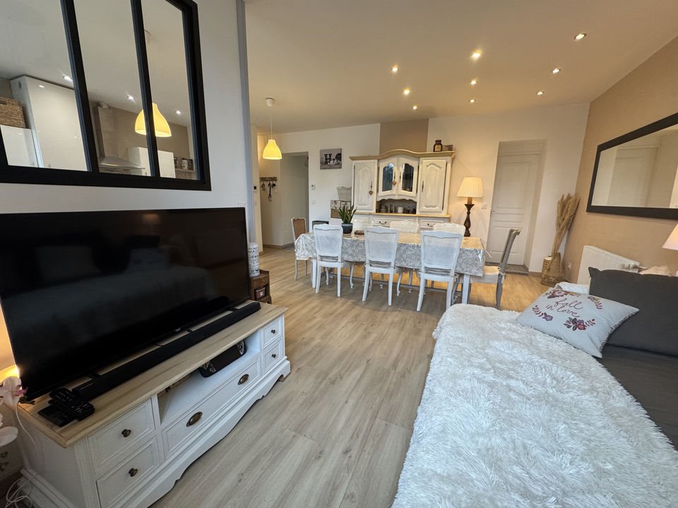 Appartement à vendre, 70m², Saint-Genest-Lerpt