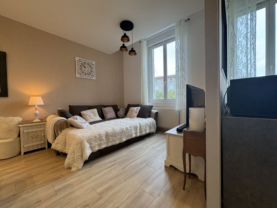 Appartement à vendre, 70m², Saint-Genest-Lerpt