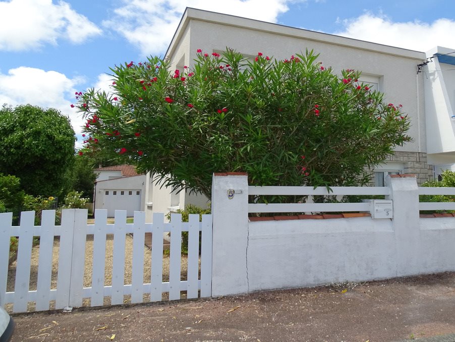 Maison à louer, 80m², Royan