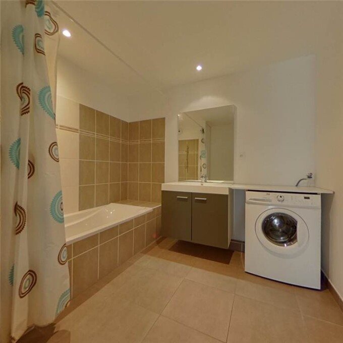 Appartement à louer, 79m², Nyons