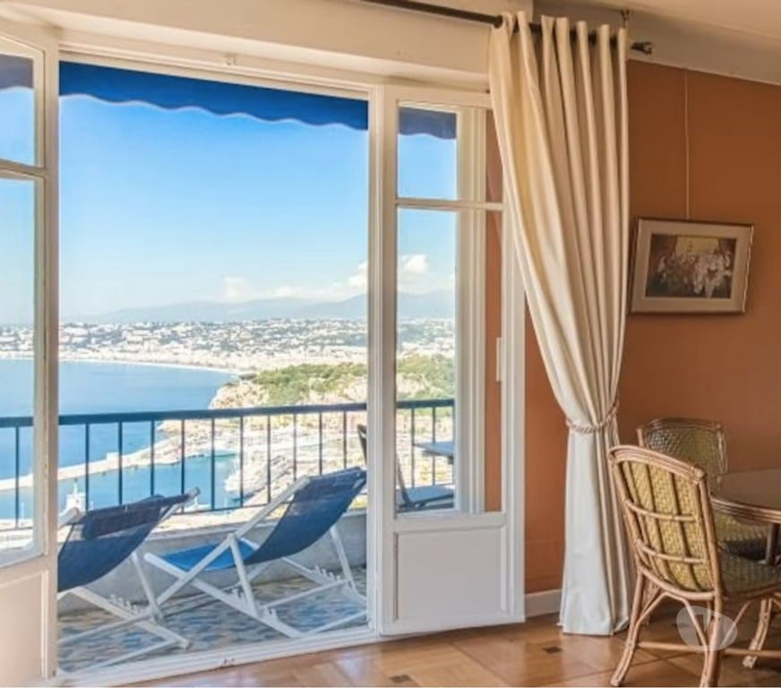 Appartement à louer, 77m², Nice