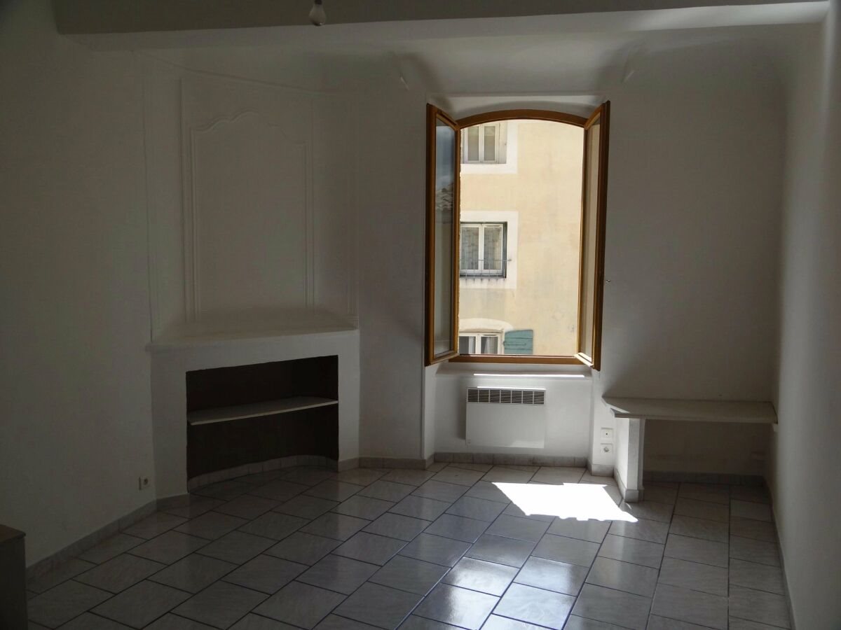 Appartement à louer, 43m², Lambesc