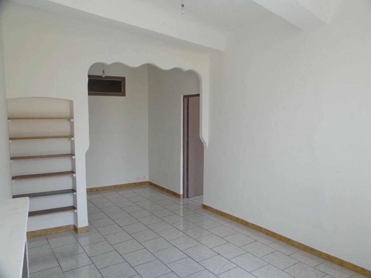 Appartement à louer, 43m², Lambesc