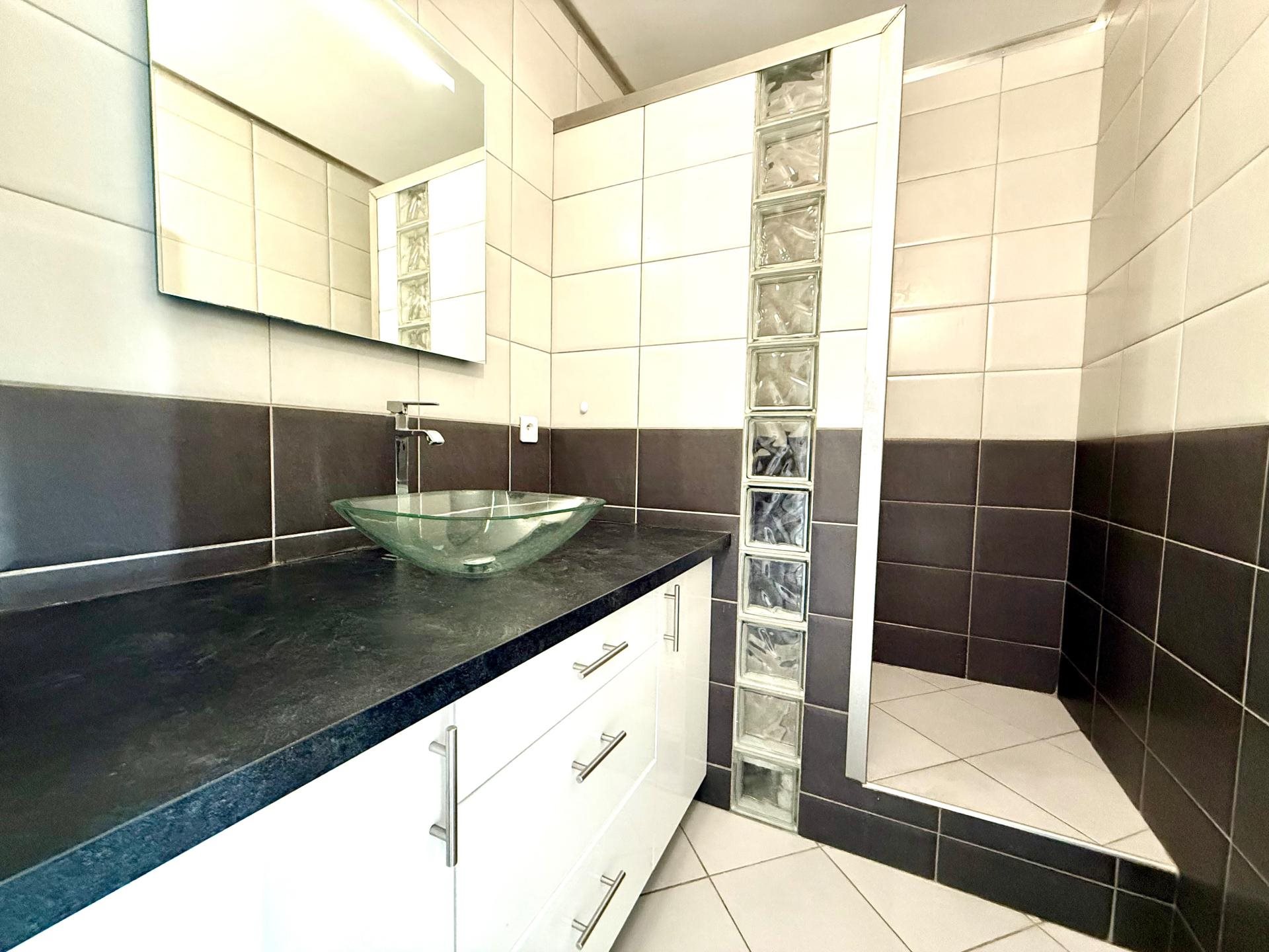 Appartement à vendre, 62m², Nîmes