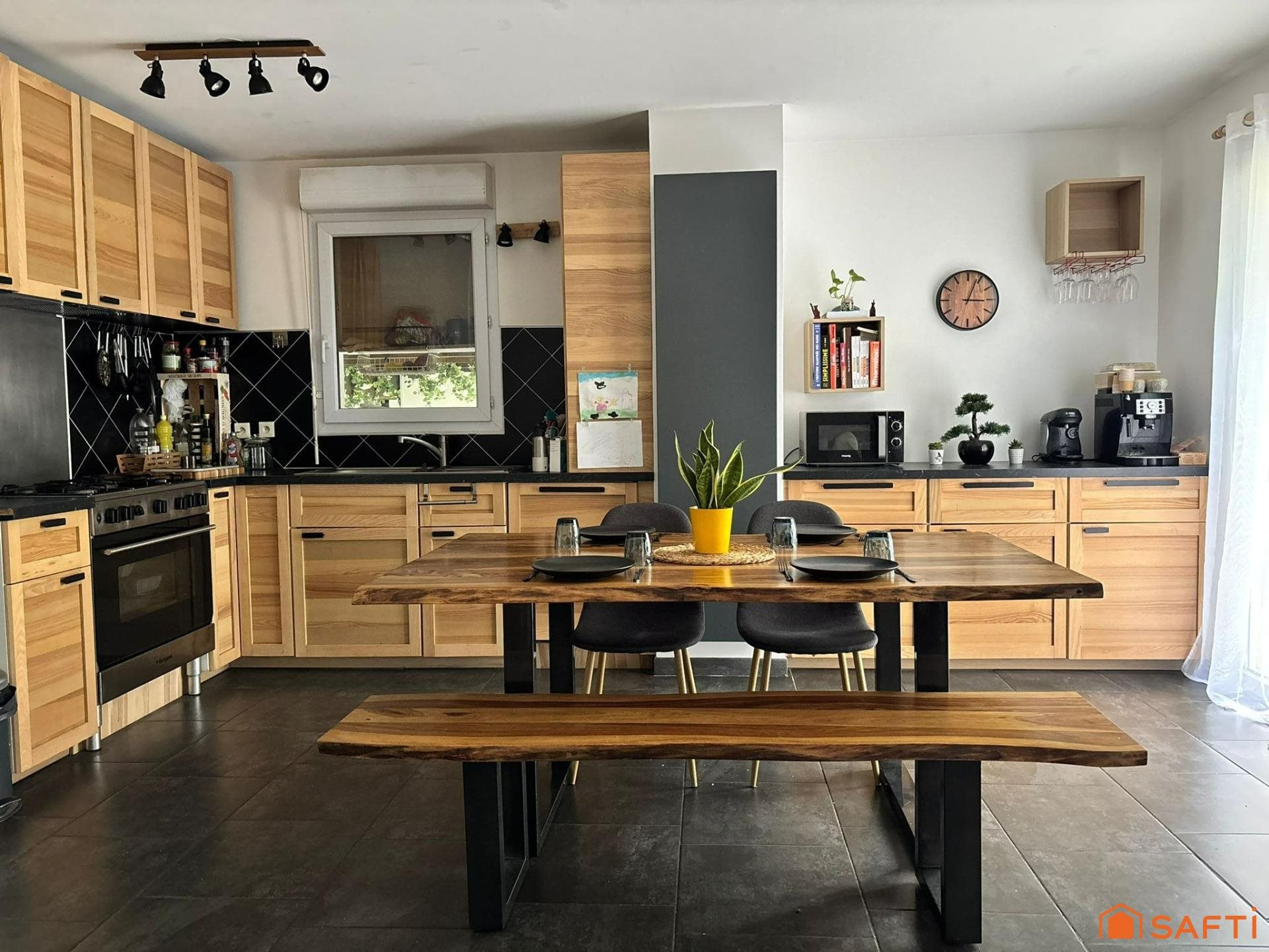 Appartement à vendre, 64m², Nîmes