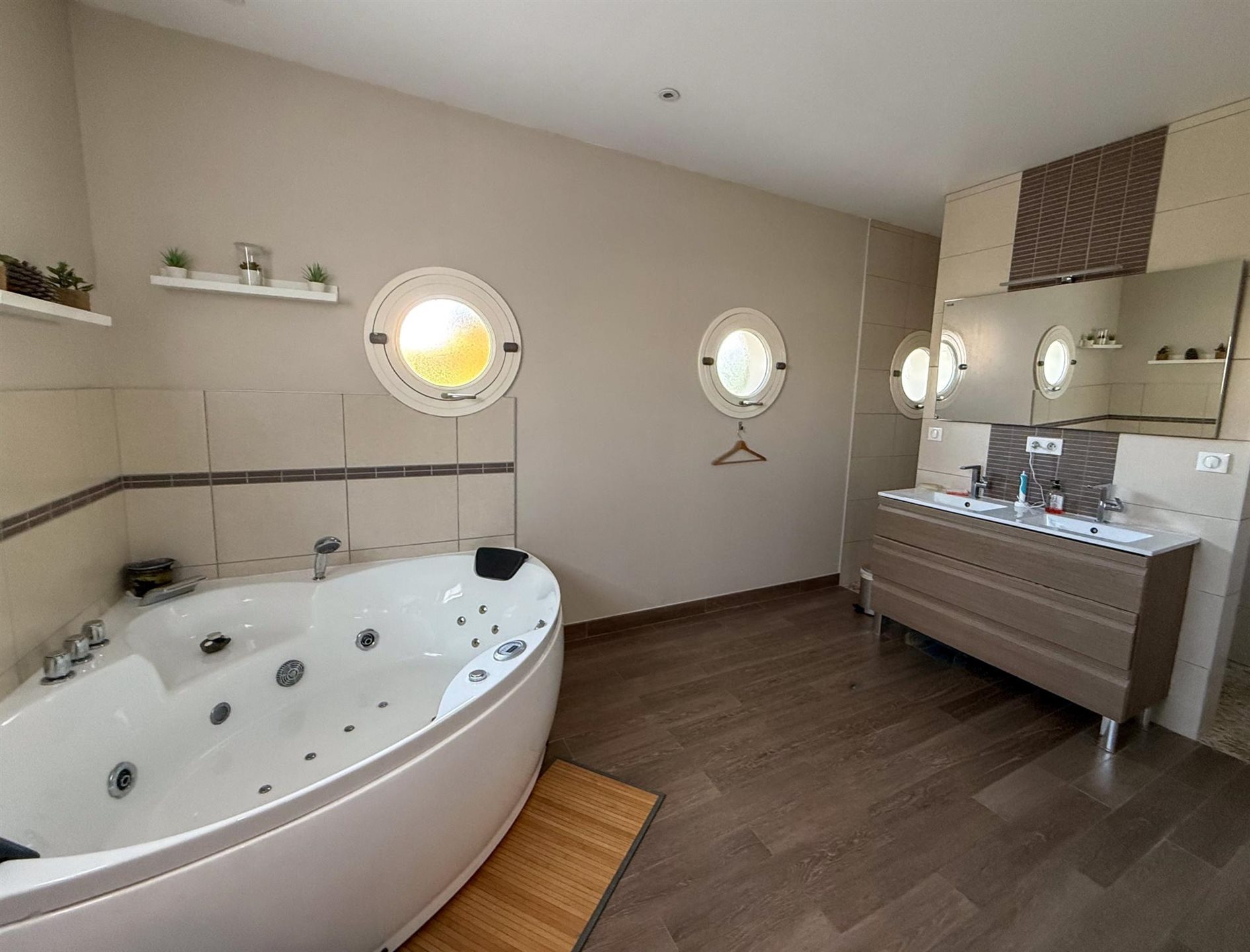 Maison à vendre, 175m², Saint-Loubès