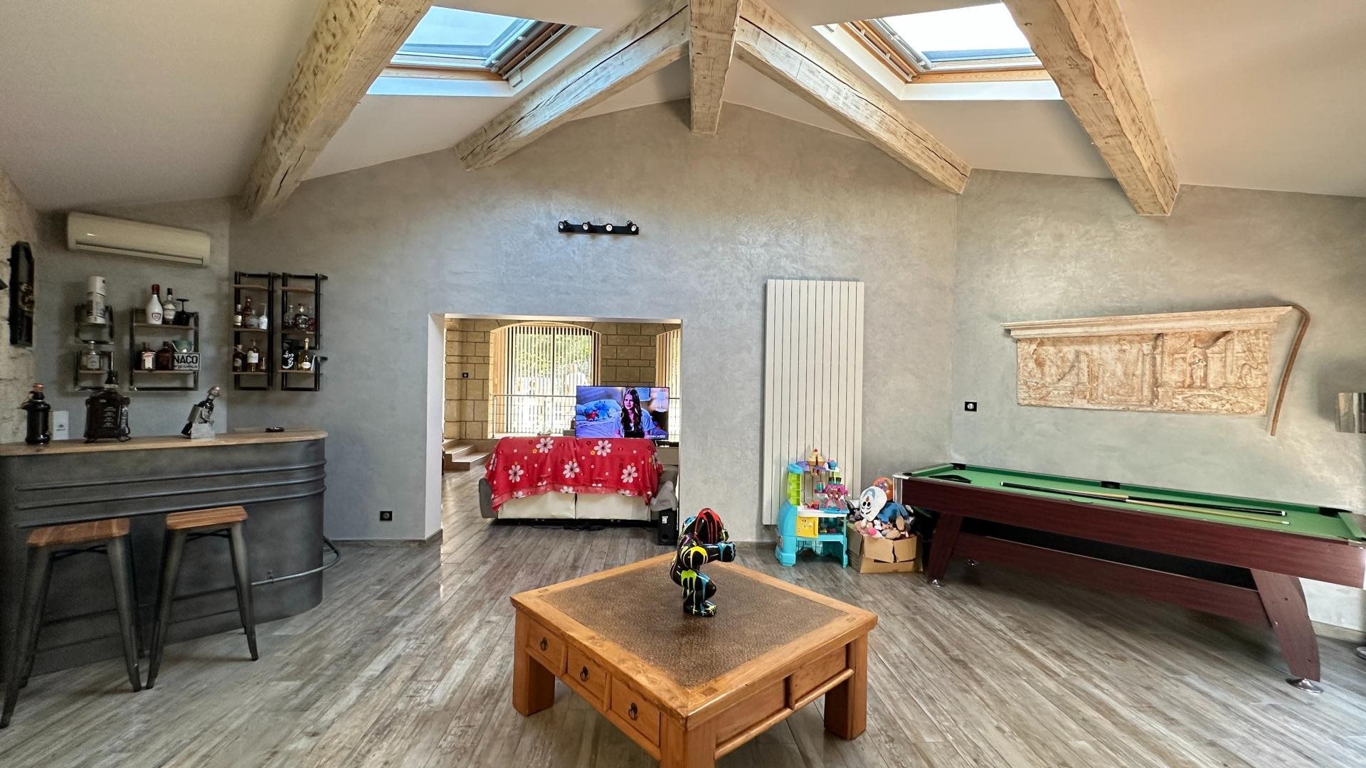 Maison à vendre, 200m², Saint-Victoret