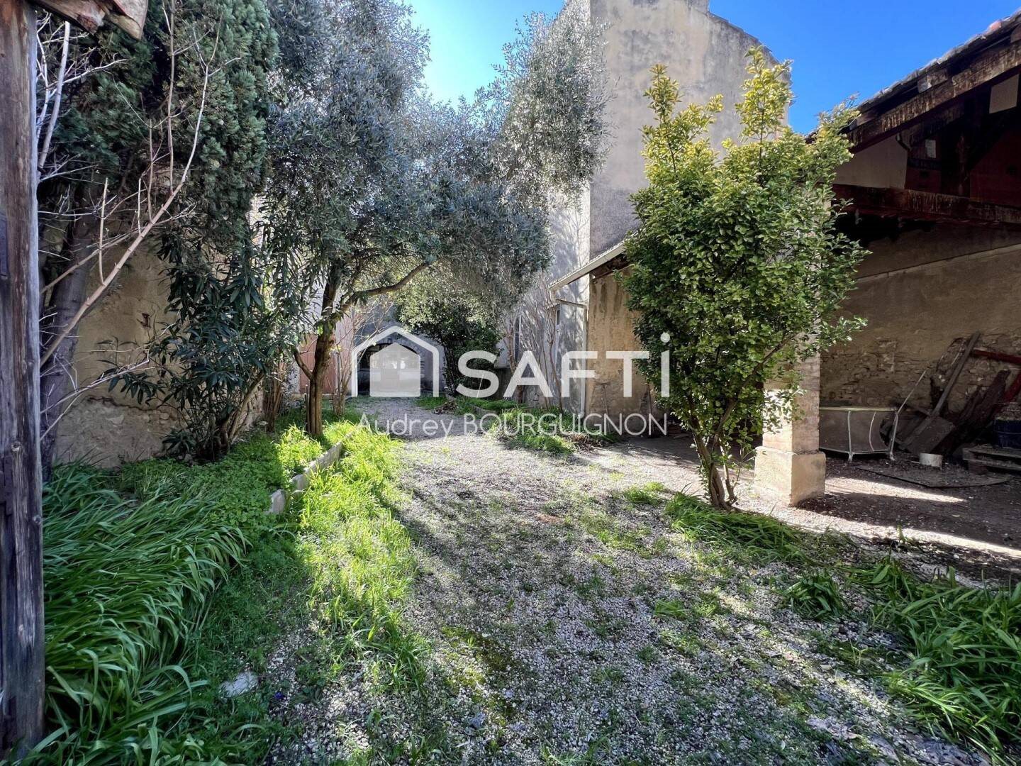 Appartement à vendre, 470m², Le Thor